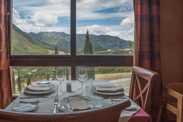 Hotel Wellness Marbella Hills Охен Екстер'єр фото
